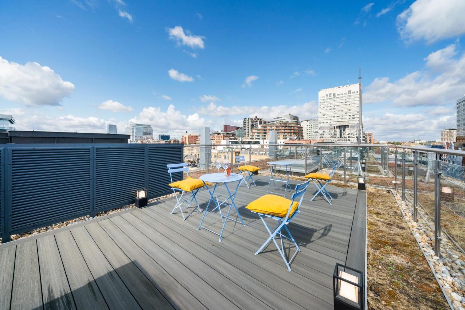 Elegant 3-Bedroom Penthouse In Marble Arch 70 Londra Exterior foto